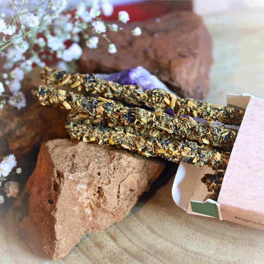 Palo Santo & Rue (2).webp